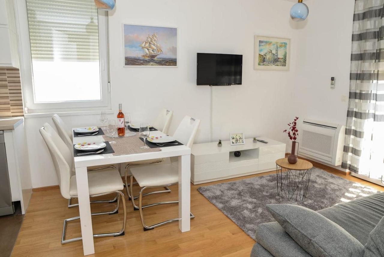 Apartment Leon Sa Privatnim Parkingom Zadar Exteriör bild
